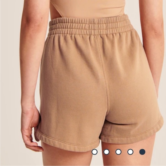 Abercrombie Sunday Sweat Shorts in‎ Tan - Picture 4 of 7
